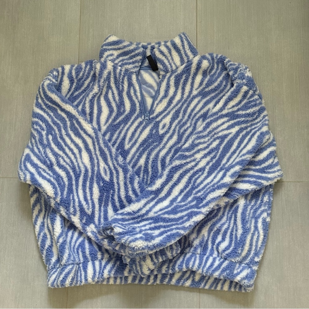 H&M Blue and White Zebra Print Jacket